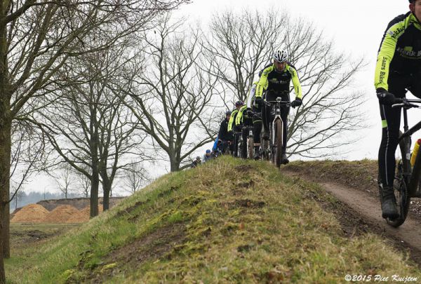 rabobank-veldtoertocht-goirle-19-20150316-1069307863AB9E76F1-7E3D-4AD5-7824-451029F3E90A.jpg